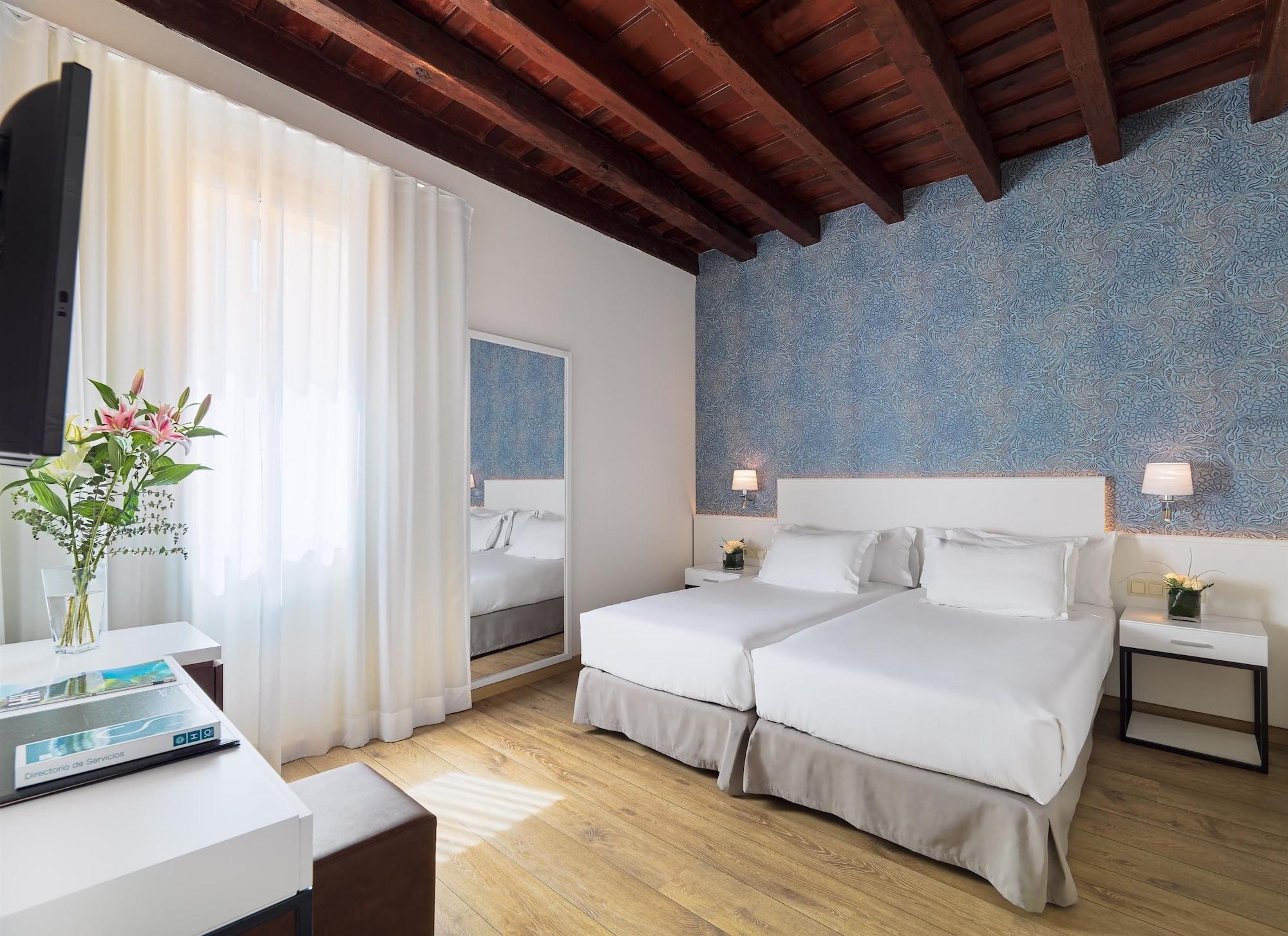 Hotell H10 Raco Del Pi 3*